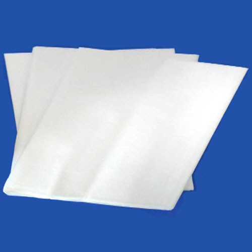 カネモ商事　やわらかノンスリップ防水シーツ　カットタイプ　１００×２２０ｃｍ　１パック（２０枚）